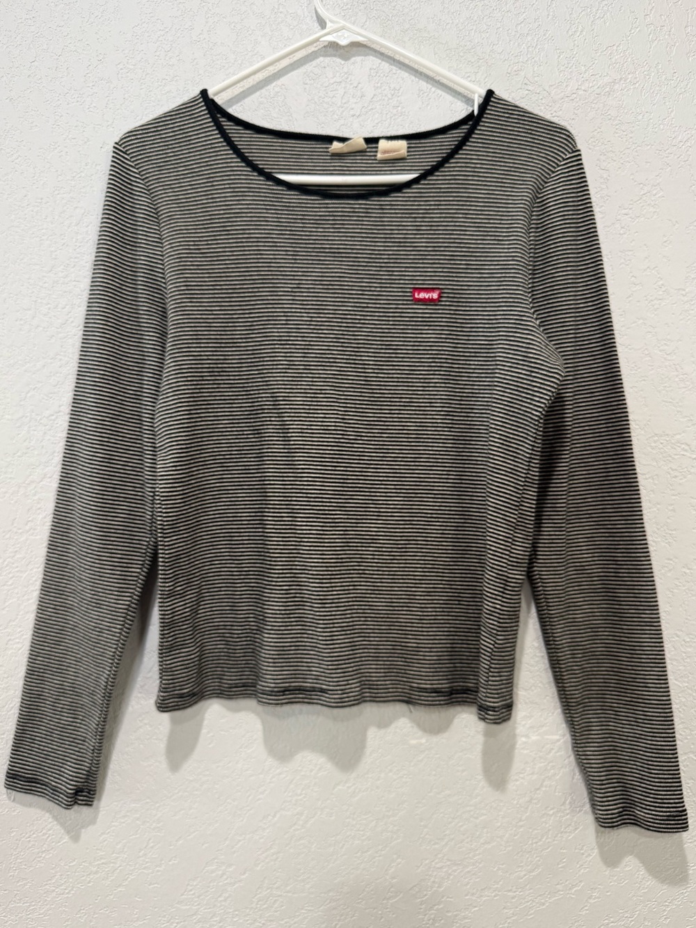 Levi's Black and White Thin-Stripe Long Sleeve Tee